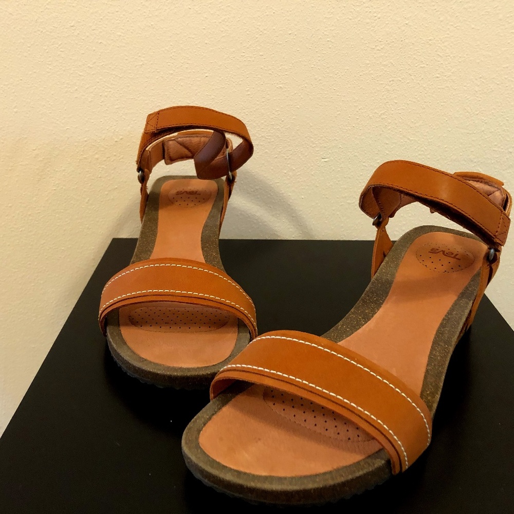 Carmel Teva Ysidro Sandals